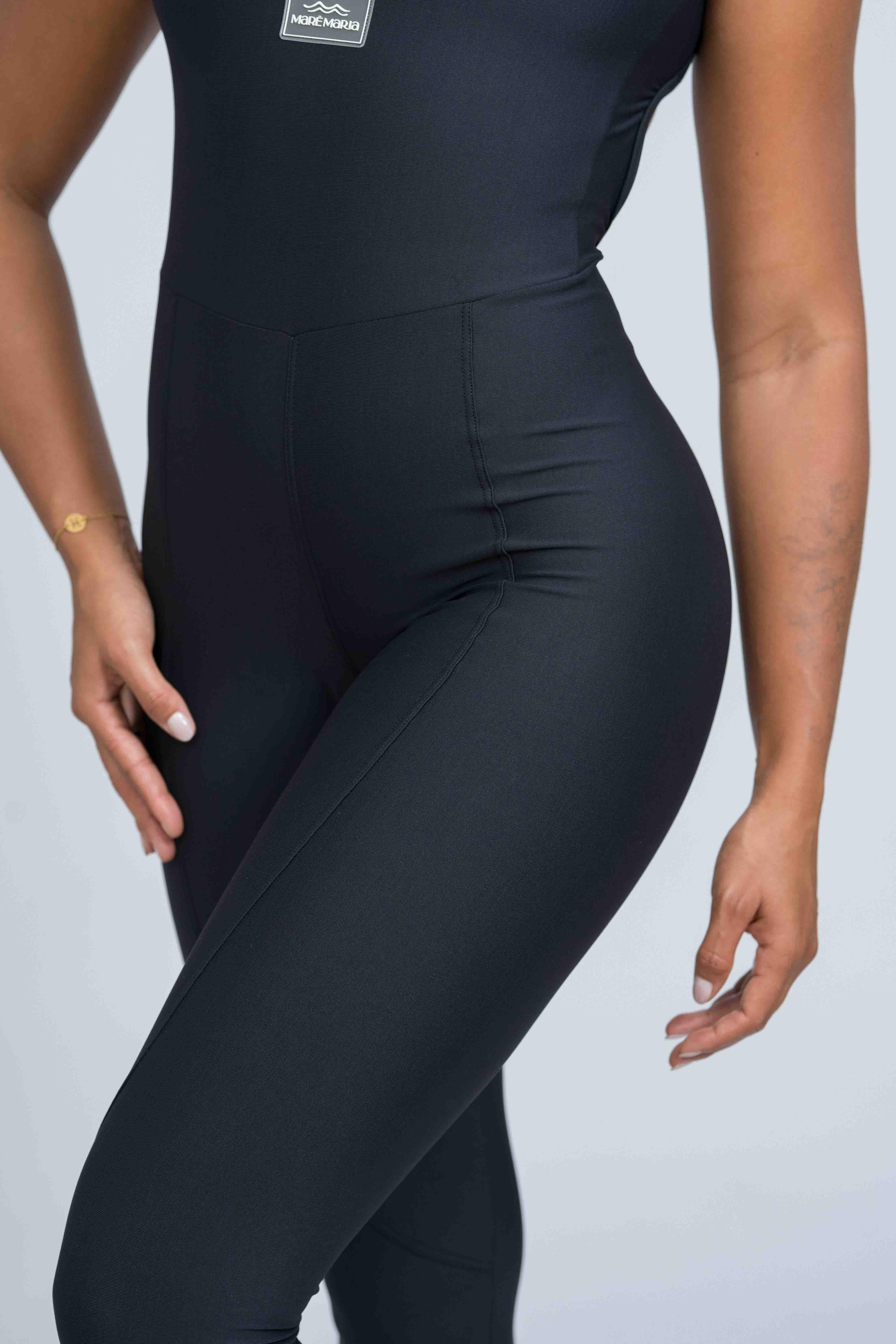 Macacão fitness Classico Preto compressão