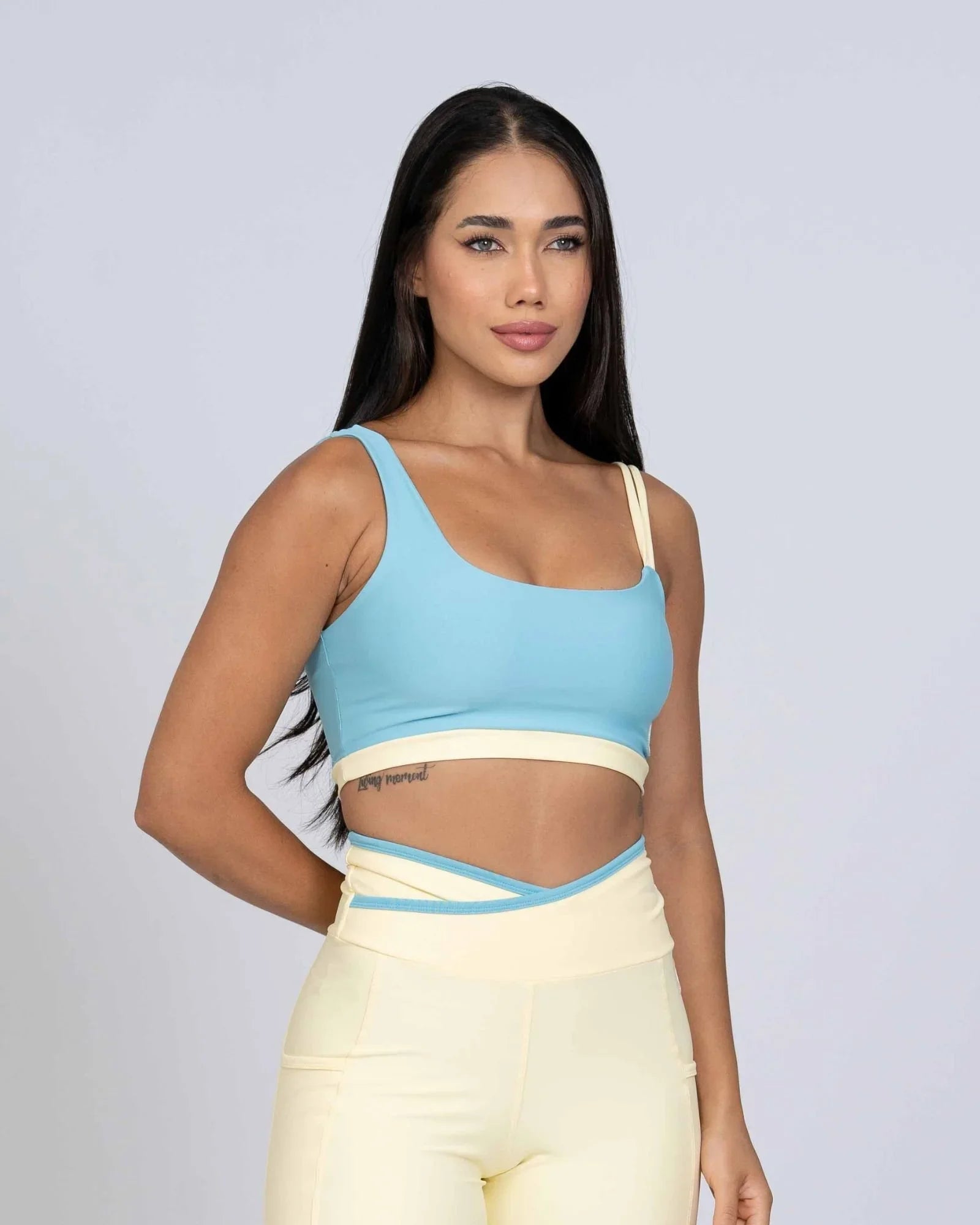 Top Life Duo Azul céu com Amarelo Brisa