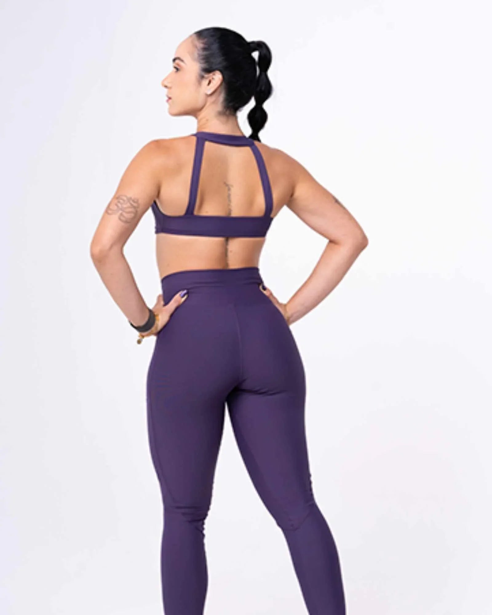 Calça Legging fitness Classic Violeta com compressão e sem empina bumbum