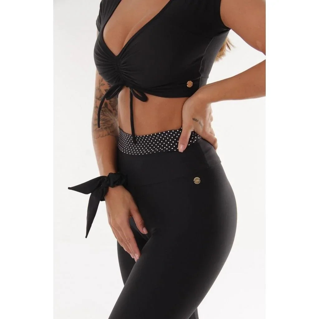 Top fitness Carol preto