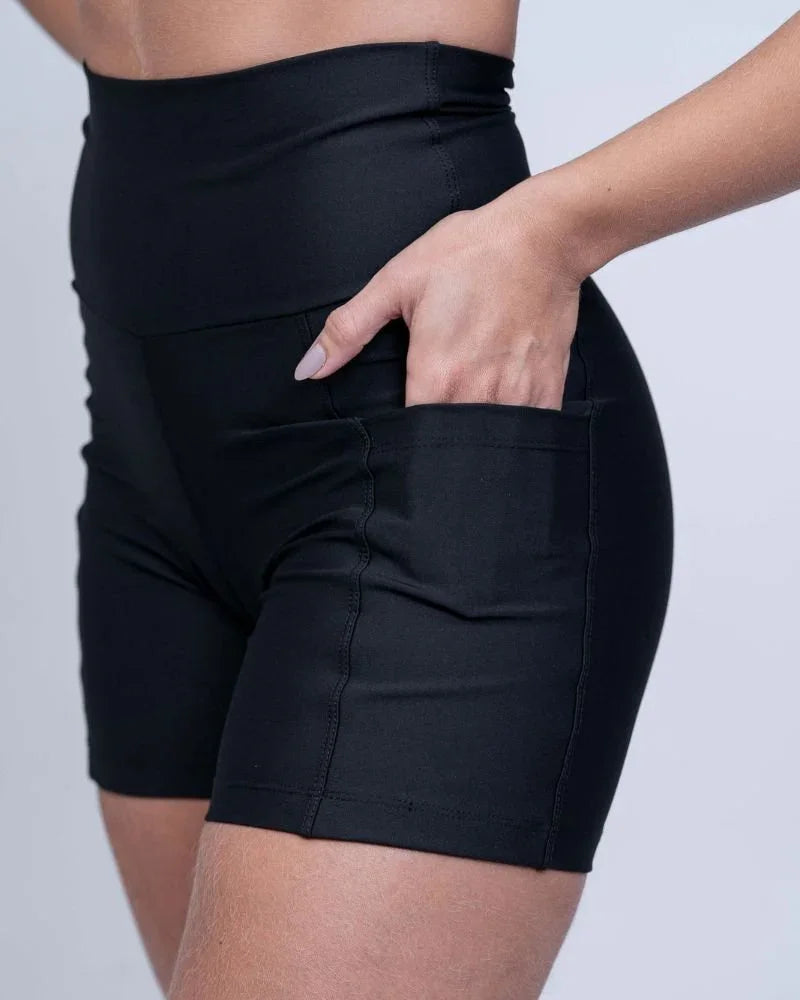Short fitness Bike Preto compressão S/empina bumbum