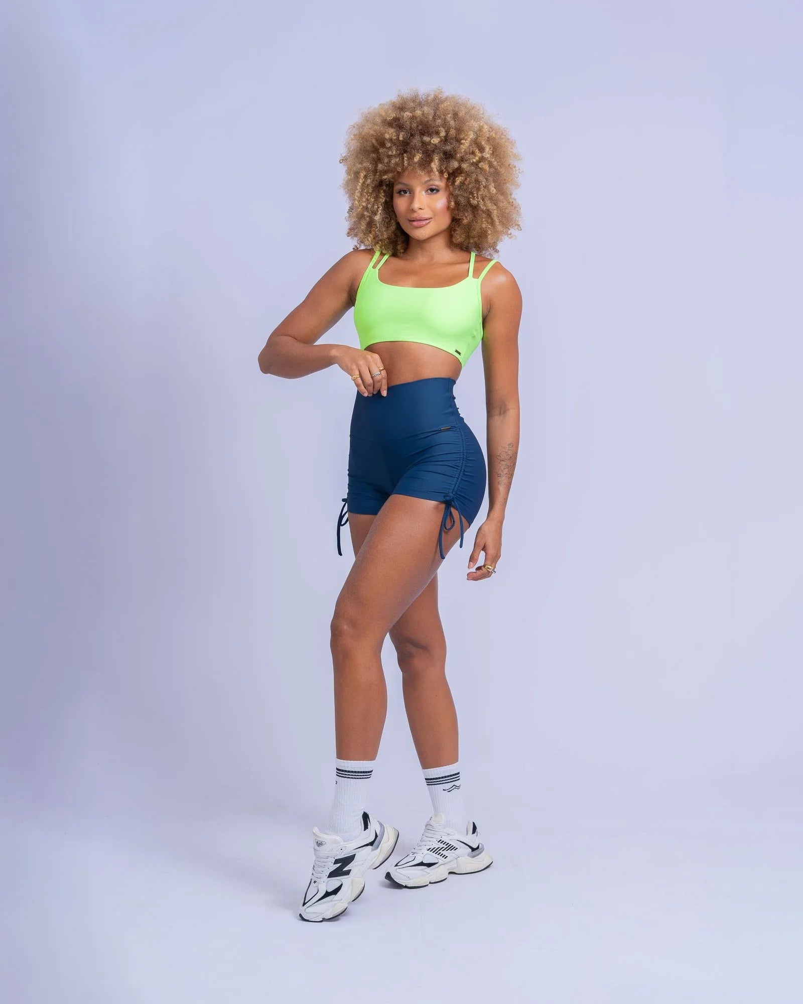Short fitness Smile Azul Marinho Empina Bumbum