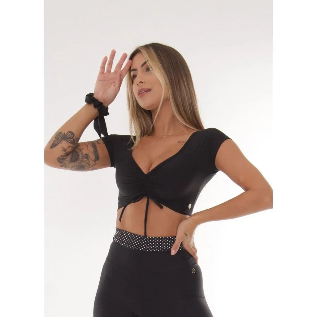 Top fitness Carol preto