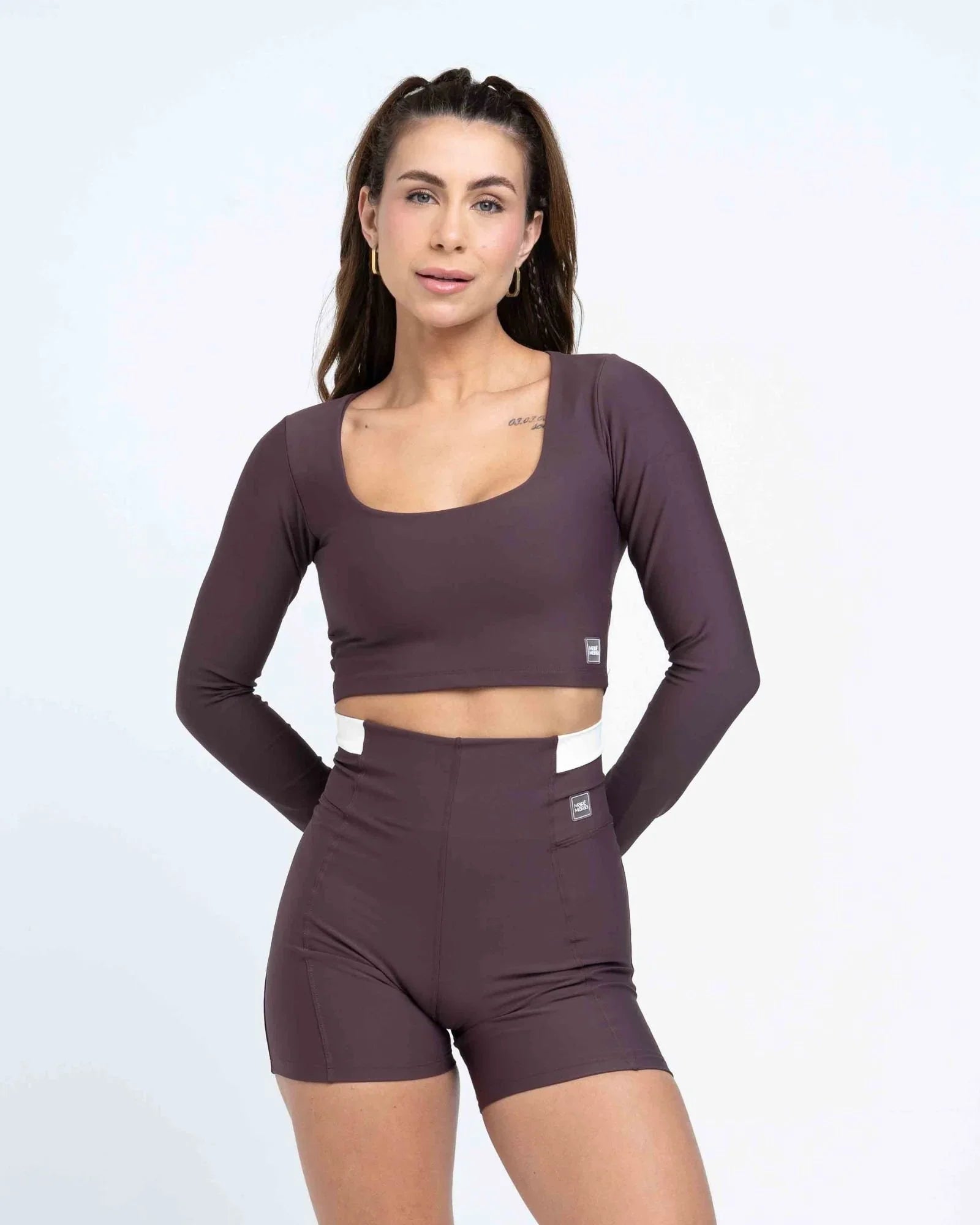 Short Classic Duo Marrom Ébano com Off White compressão sem empina bumbum