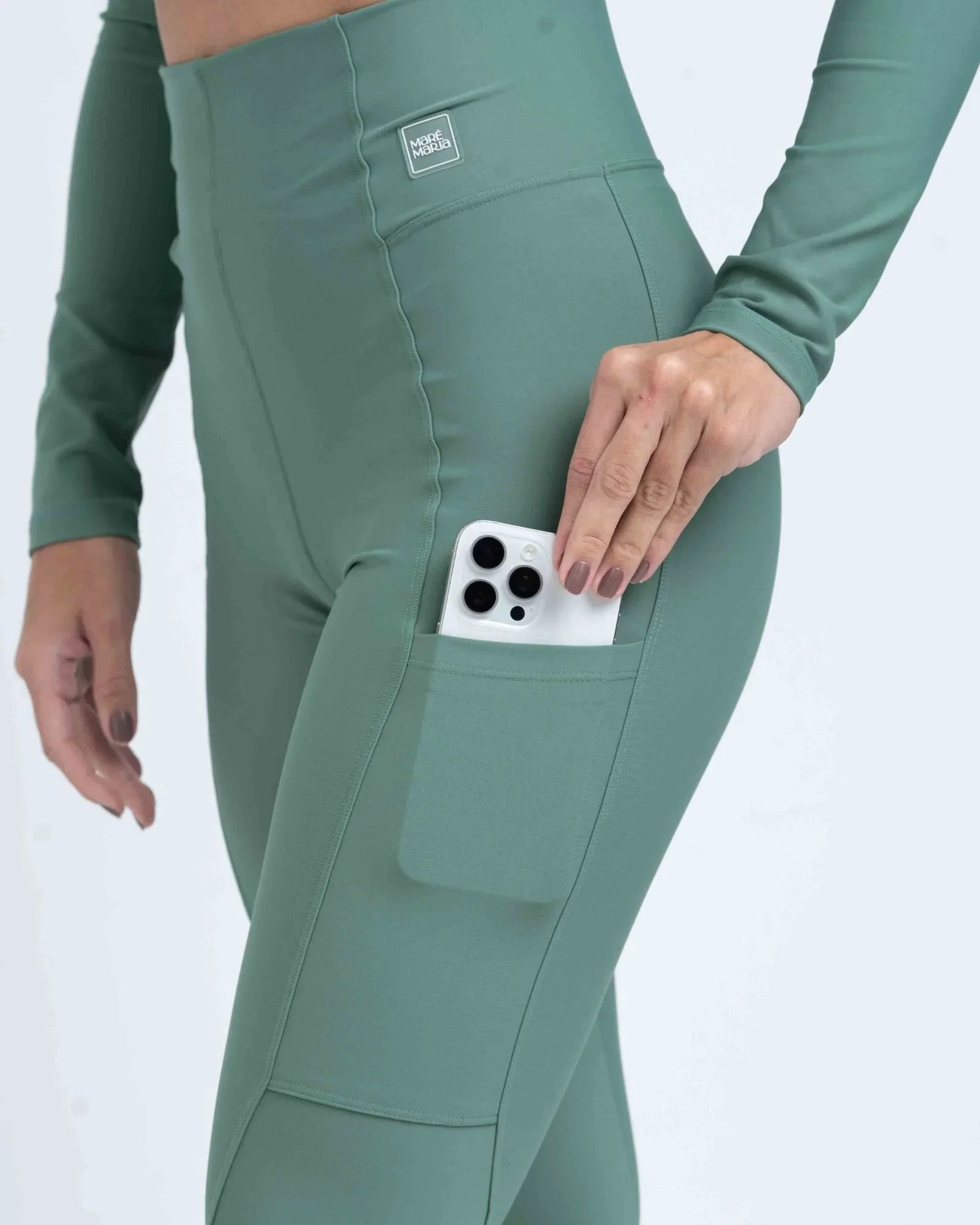 Calça Classic Verde Eucalipto com compressão com bolso