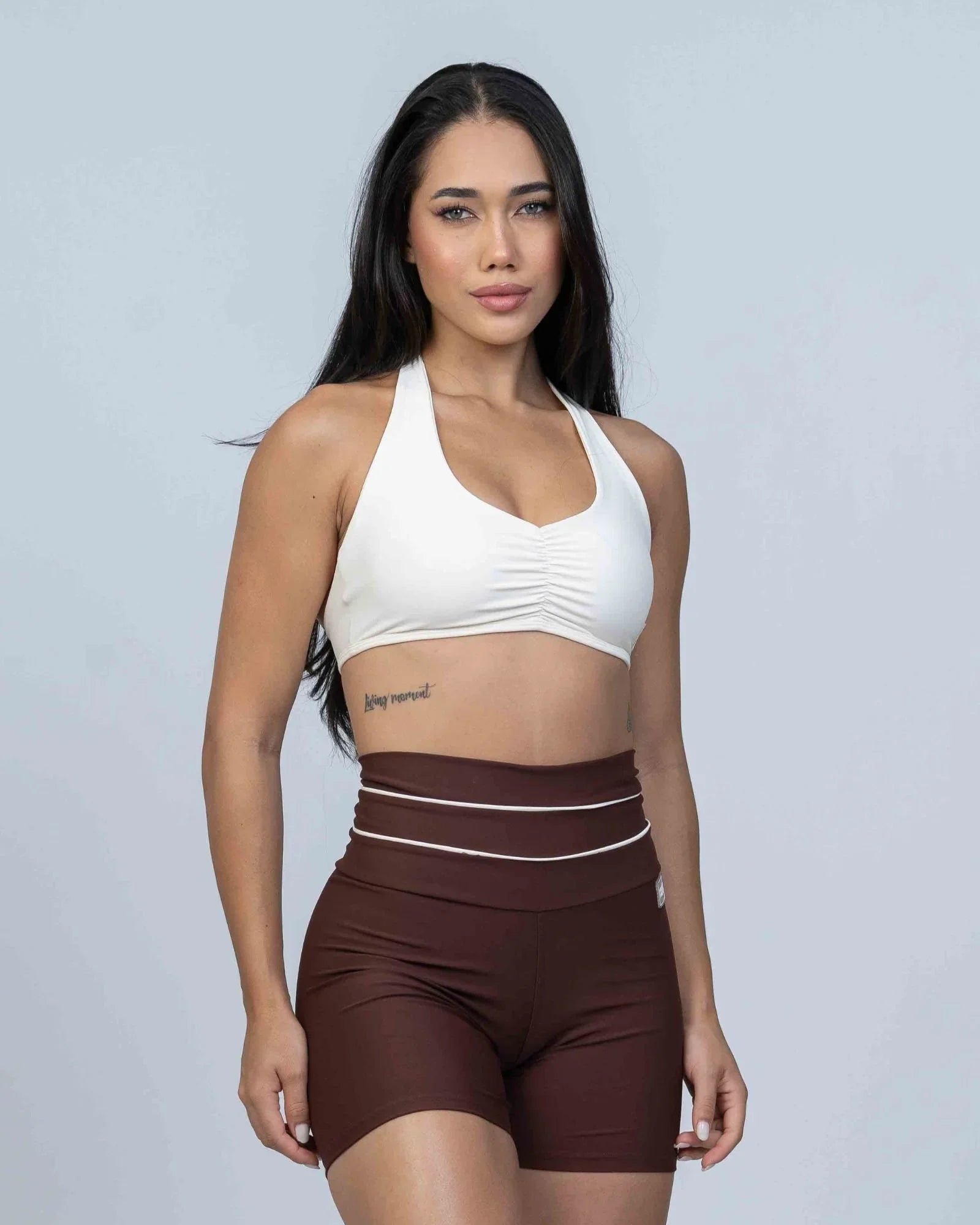 Short Corrida Chocolate Dark compressão com Vivo Off S/empina