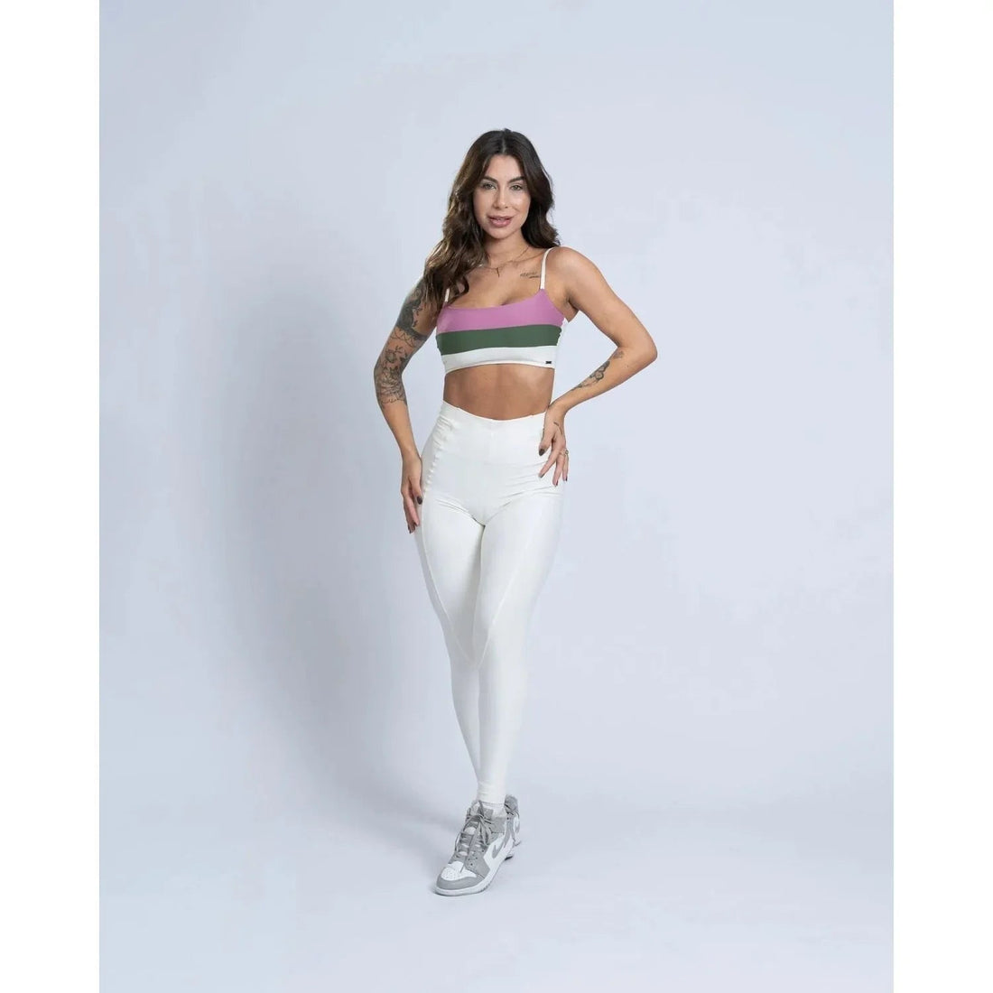 Calça Legging fitness Classic Off White com compressão e sem empina bumbum
