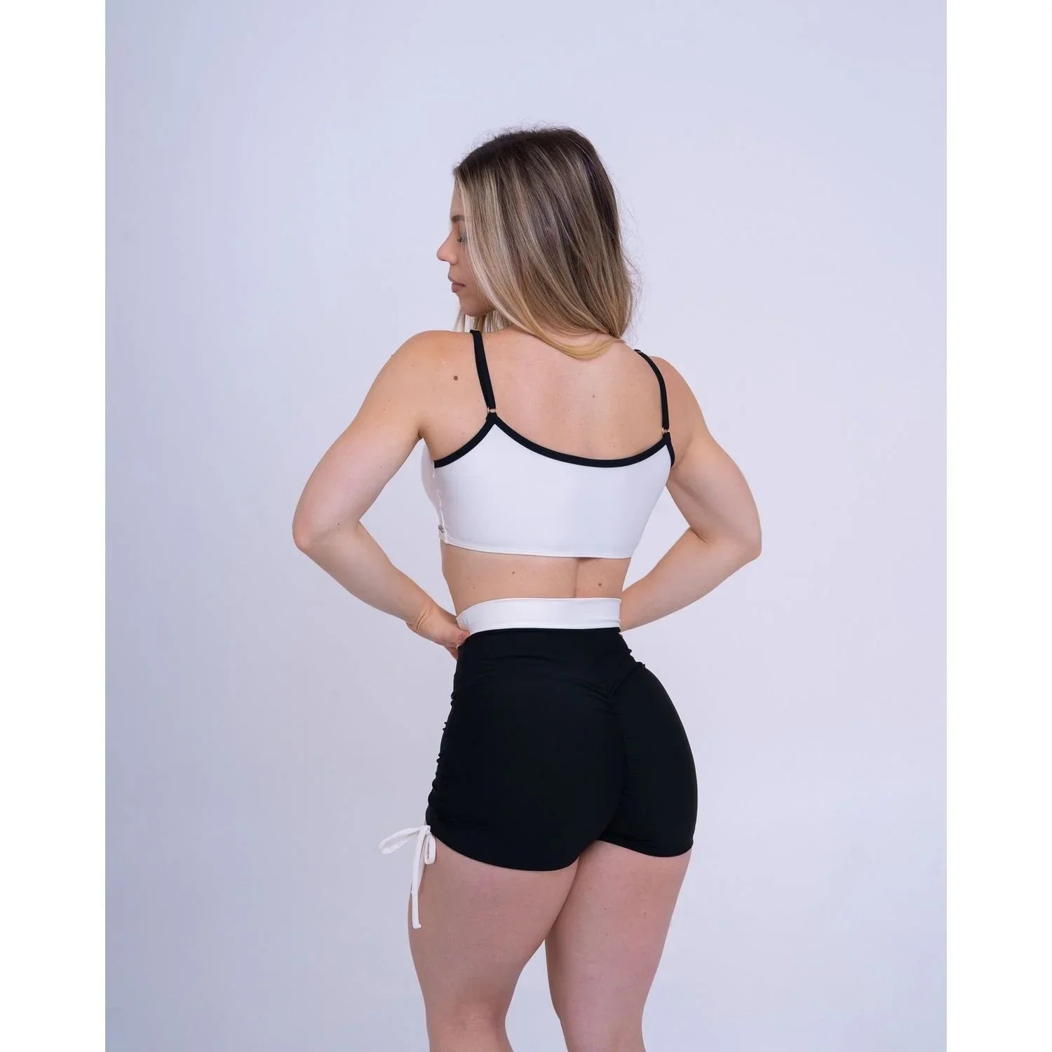 Top fitness Ternura Off White com alça Super Black