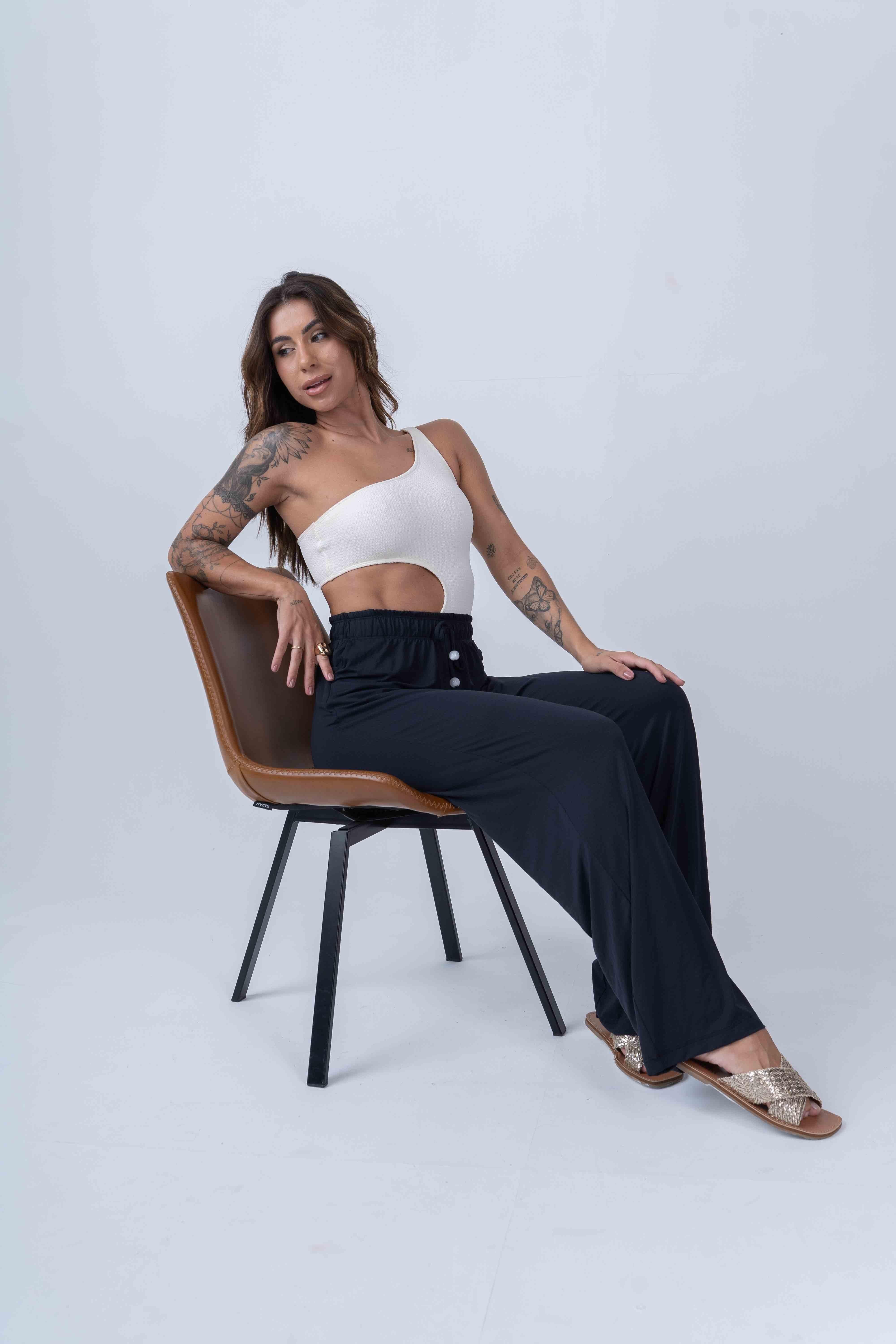 Calça pantalona beach preta