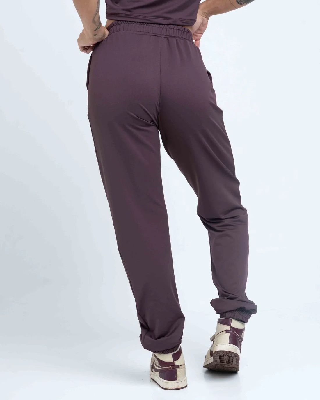 Calça Street Moletinho Jogger Marrom Ébano