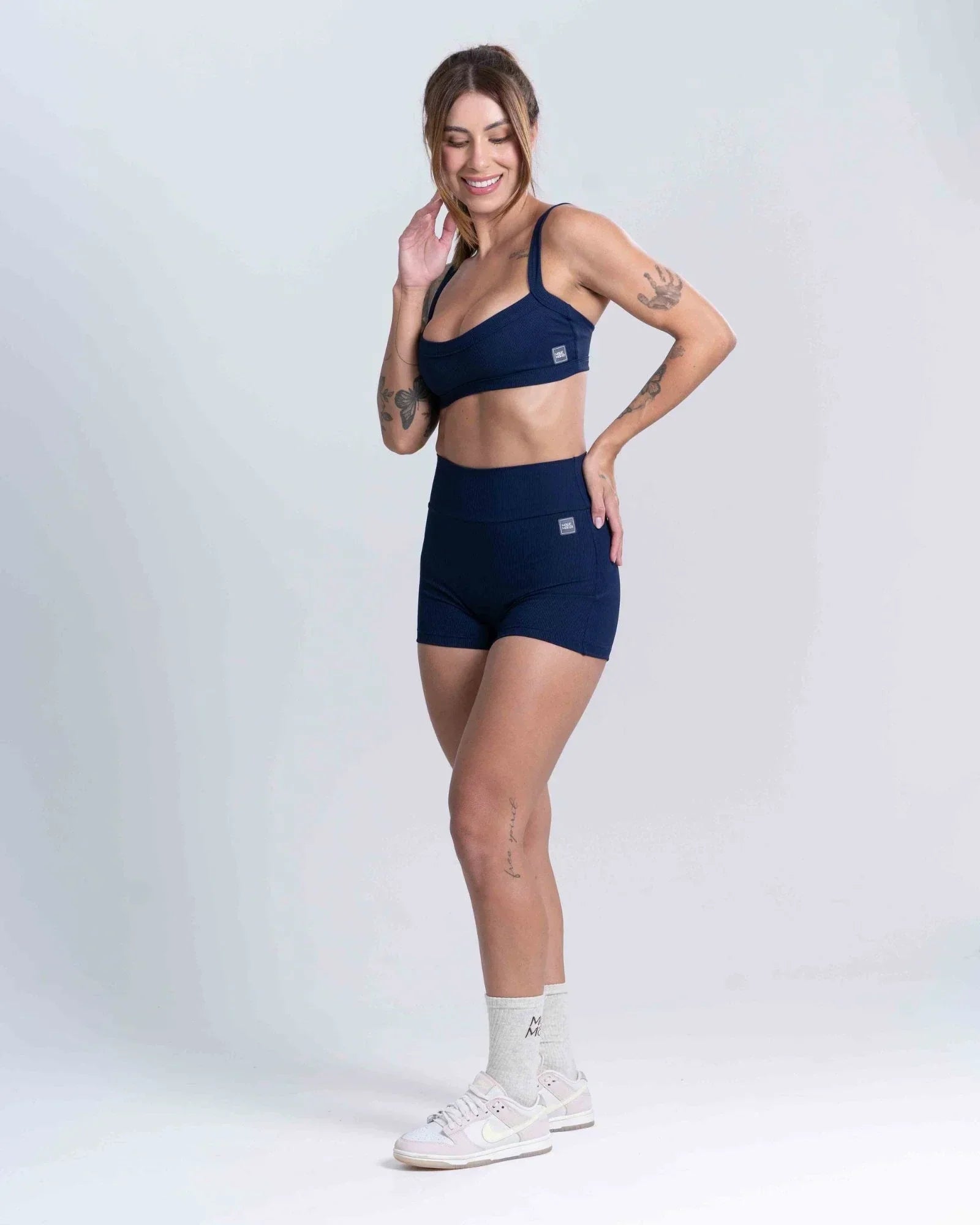 Short Fitness Confort Canelado sem costura frontal